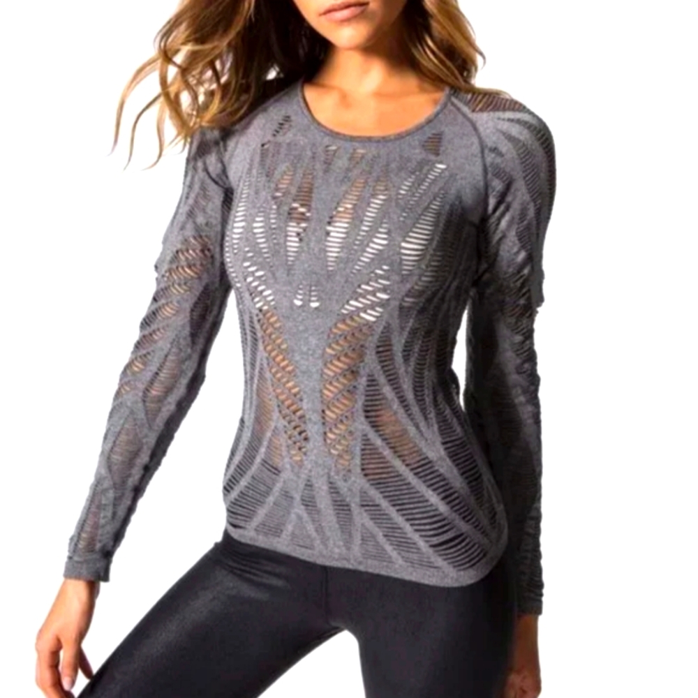 ALO Yoga Wanderer Long Sleeve Seamless Top Pre Loved Size Small Light Blue